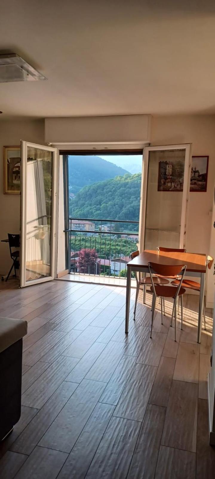 Casa Di Sofia E Oscar Lago Di Como Canzo Eksteriør billede