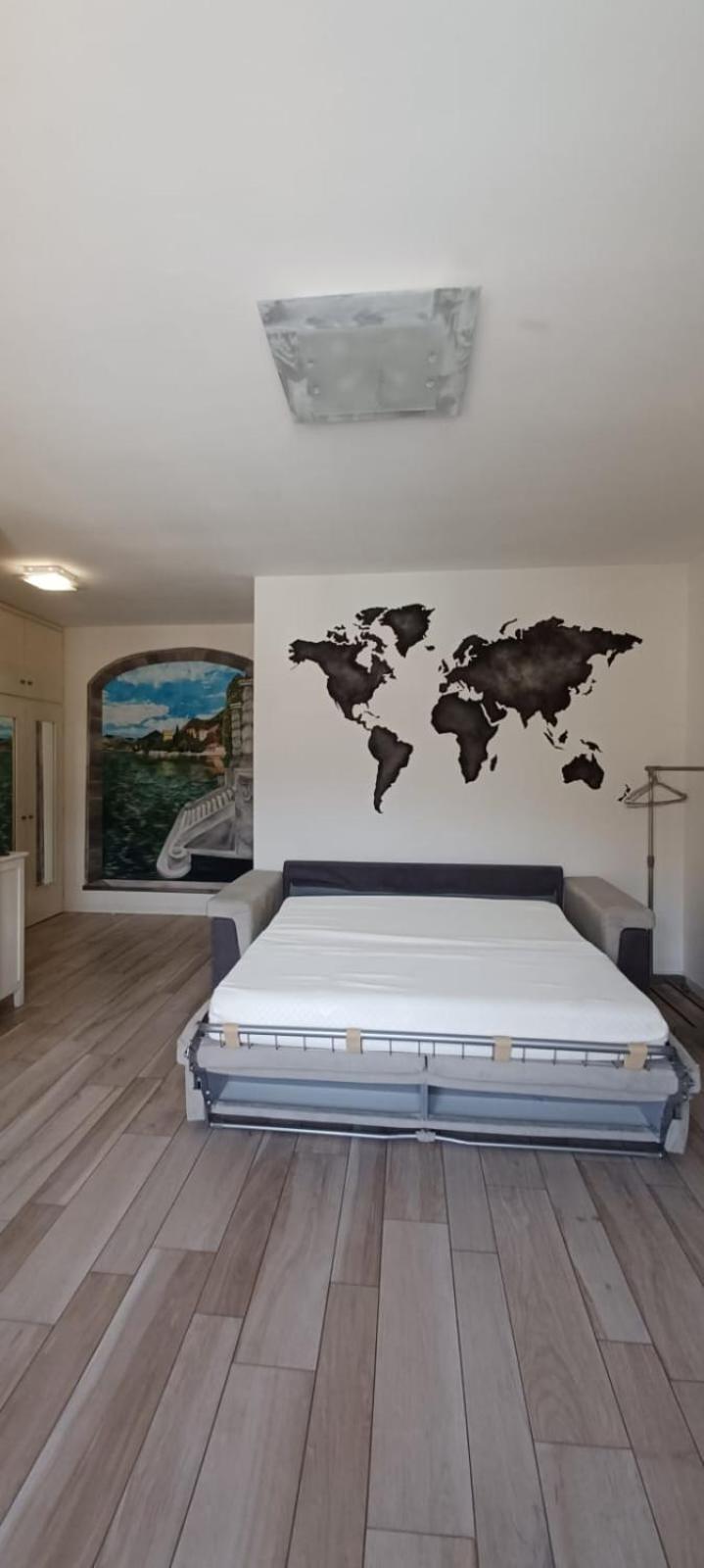 Casa Di Sofia E Oscar Lago Di Como Canzo Eksteriør billede